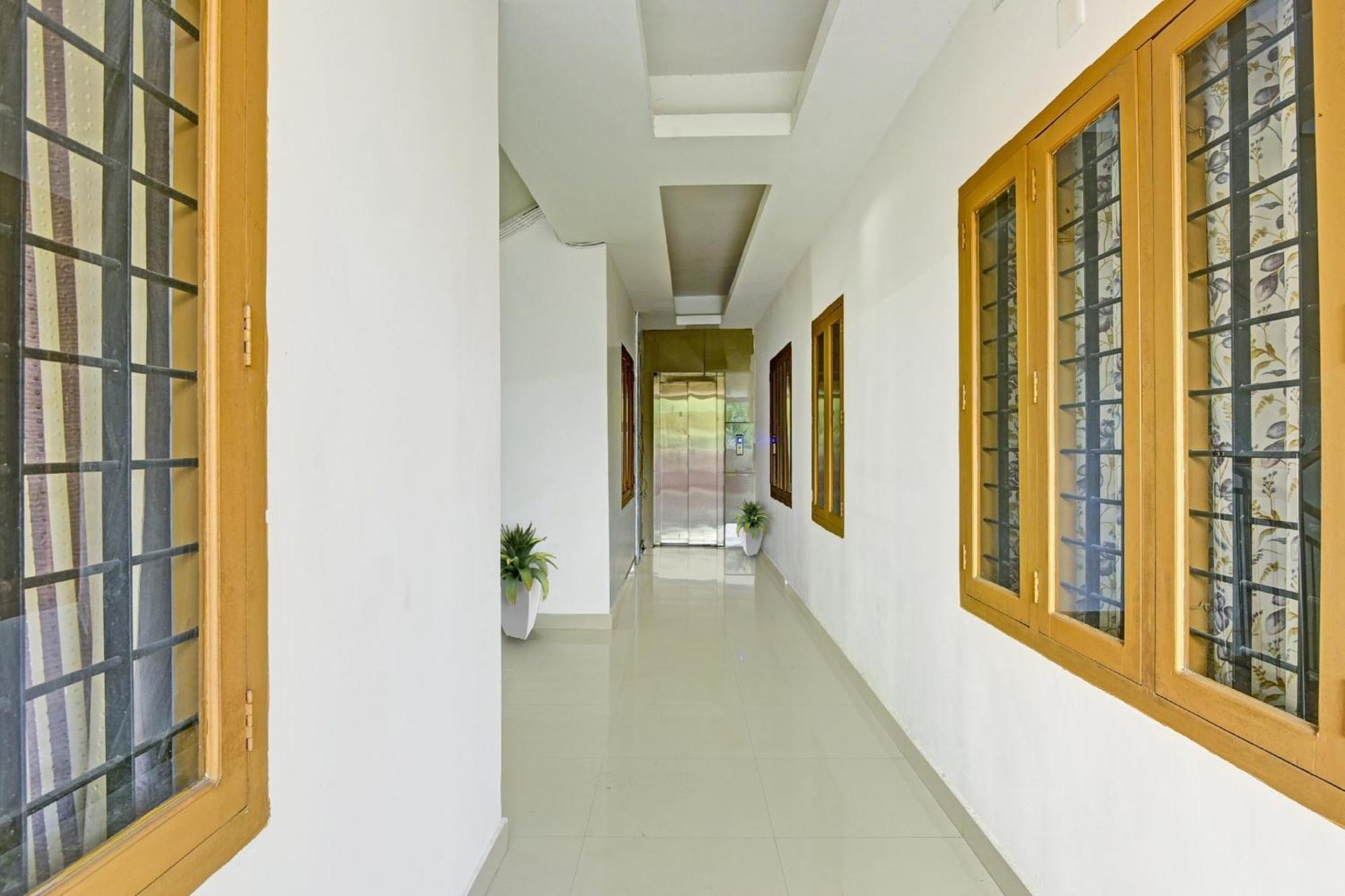 Hotel O Royal Residency Erattupetta Buitenkant foto